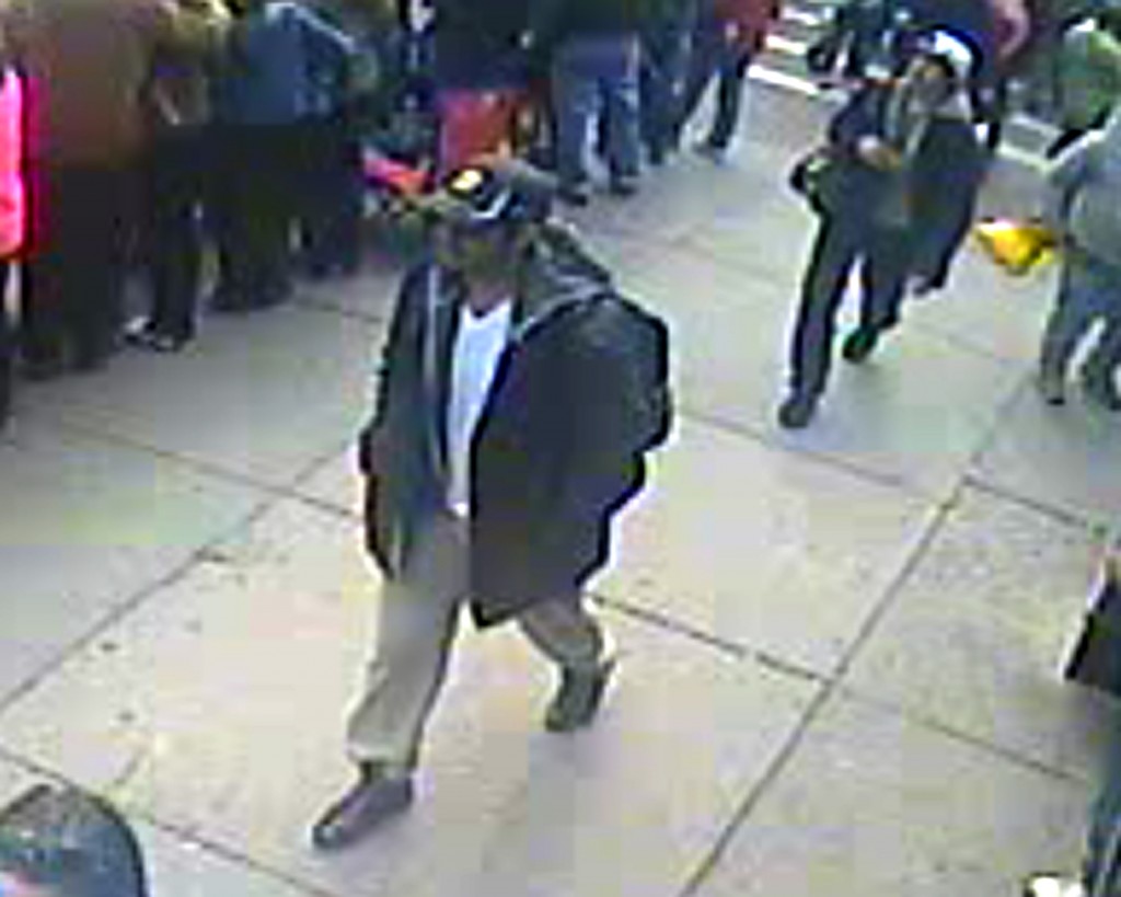 FBI "Suspects 1 & 2" wanted for questioning by FBI in connection with Boston Terrorist Attack (image source: FBI.gov)